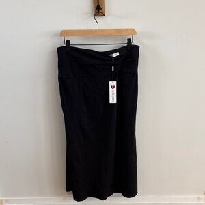 Elegant Black Pencil Skirt